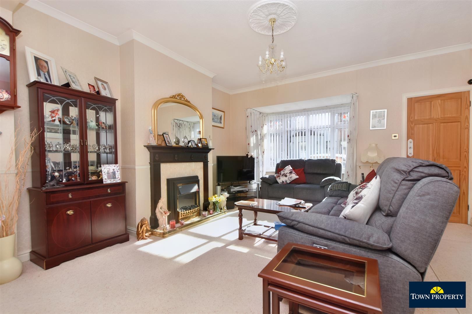 Property Details for Stanley Road Eastbourne BN22 8JP Town Property